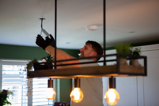 Best Commercial Electrician Services  in White Bluff, TN